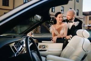 why-chauffeur-service-is-perfect-for- weddings